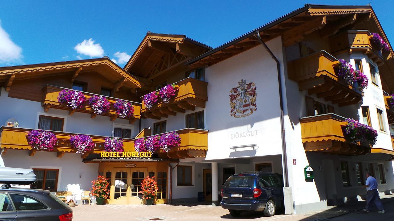 Hotel Hoerlgut Maria Alm am Steinernen Meer Luaran gambar
