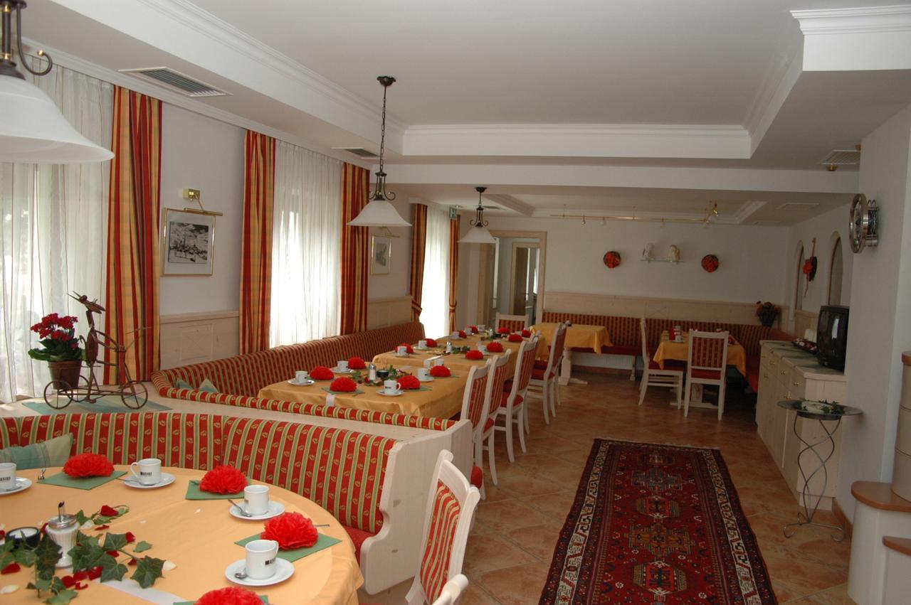 Hotel Hoerlgut Maria Alm am Steinernen Meer Luaran gambar